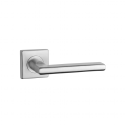 Kljuka Sterk 1702 Q